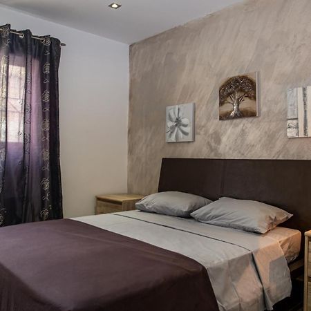 شقة Dolmen Court Flat 10, Qawra خليج سانت بول المظهر الخارجي الصورة