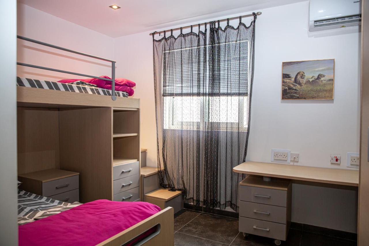 شقة Dolmen Court Flat 10, Qawra خليج سانت بول المظهر الخارجي الصورة