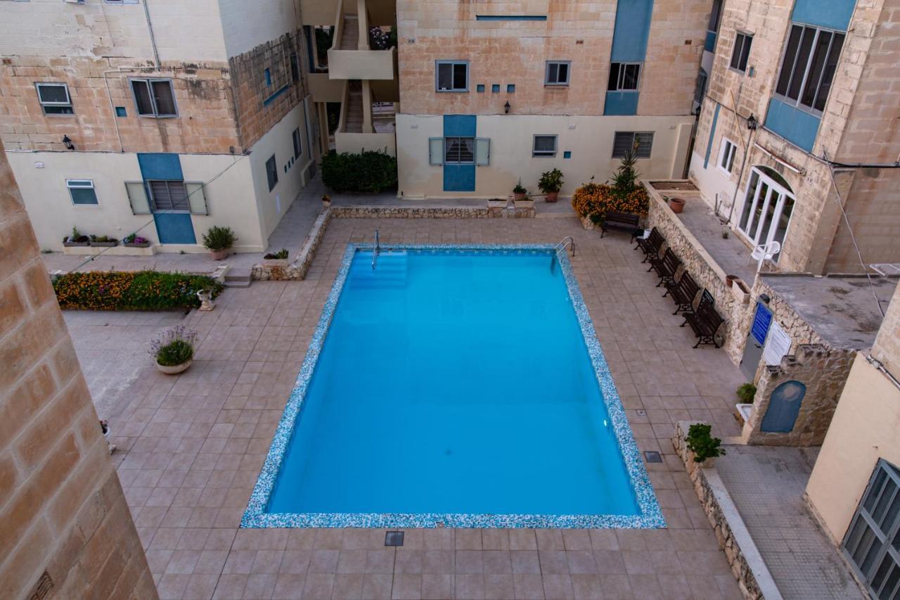 شقة Dolmen Court Flat 10, Qawra خليج سانت بول المظهر الخارجي الصورة