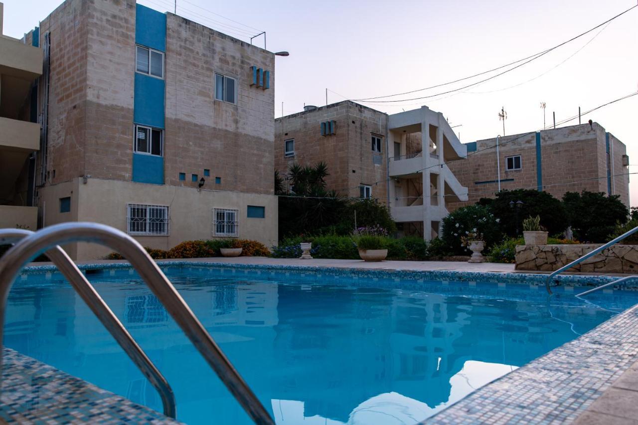 شقة Dolmen Court Flat 10, Qawra خليج سانت بول المظهر الخارجي الصورة